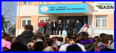 BAŞKAN GÜRLESİN, ÖĞRENCİLERİN KARNE HEYECANINI PAYLAŞTI