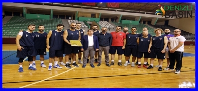 BAŞKAN SUBAŞIOĞLU’NDAN BASKET TAKIMINA ZİYARET