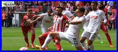 DENİZLİSPOR´A SALDIRI MAÇ BİTİMİNDEDE DEVAM ETTİ