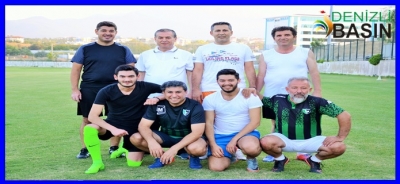 DENİZLİSPOR’DA YÖNETİCİLER SAHADA KAPIŞTI