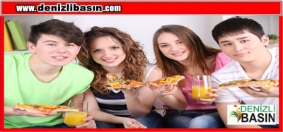 ERGENLİKTE ALINAN FAZLA KİLOLARI GÖZ ARDI ETMEYİN!