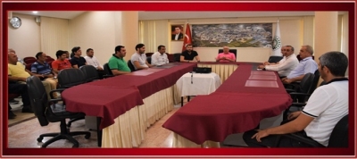 HUZUR DOLU BİR BAYRAM GEÇİRMENİZİ DİLİYORUM!