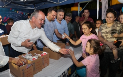 PAMUKKALE’DE ÇOCUKLAR ÇOK MUTLU