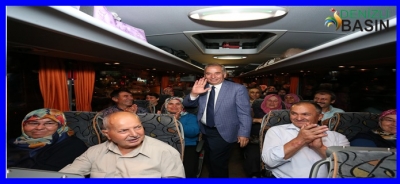 Tarihe Yolculuğa Başlayan İlk Kafileyi Başkan Zolan Uğurladı