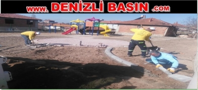TAVAS'TA ÇİÇEK SEZONU BAŞLADI