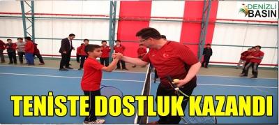 TENİSTE KAZANAN DOSTLUK OLDU